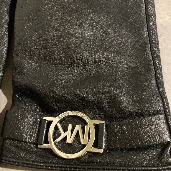 Michael Kors Black Leather Gloves - Picture 3 of 7